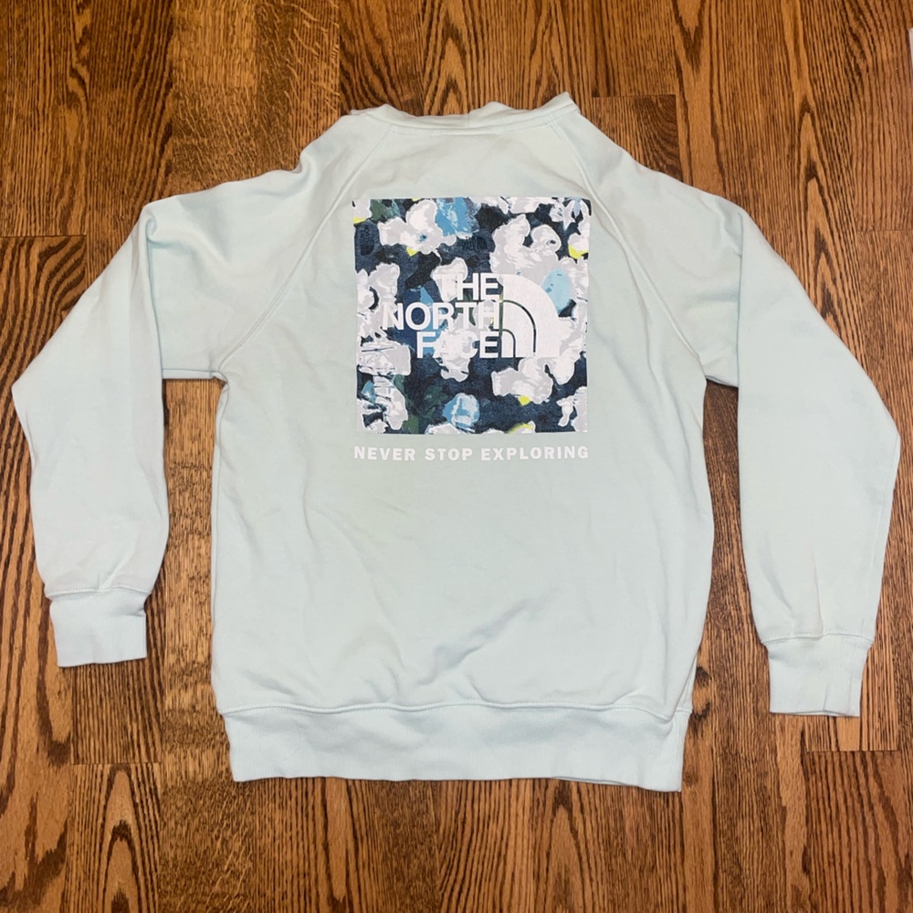 Women’s Small North Face Hoodie Sweatshirt